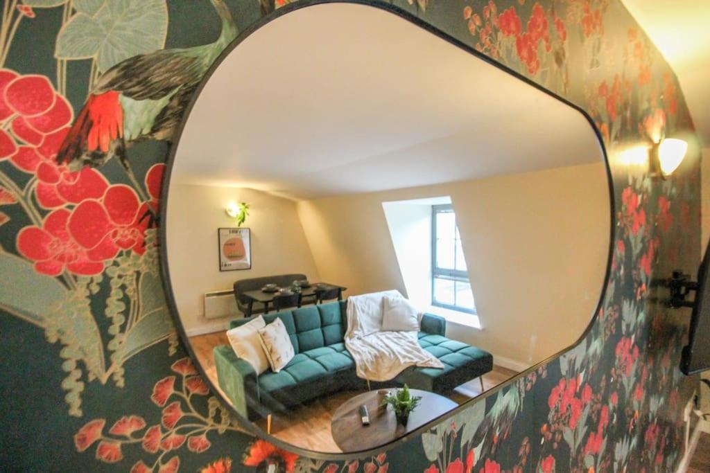 Apartment Luxurious 1 Bed With Free Parking *